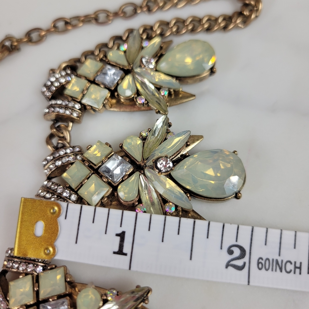 Pastel Green Statement Necklace Antique Gold-tone Deco AB Rhinestone Acc… - Picture 11 of 12